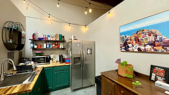 1716 Evelyn Gandy Parkway Suite 30, Hattiesburg, MS 39401