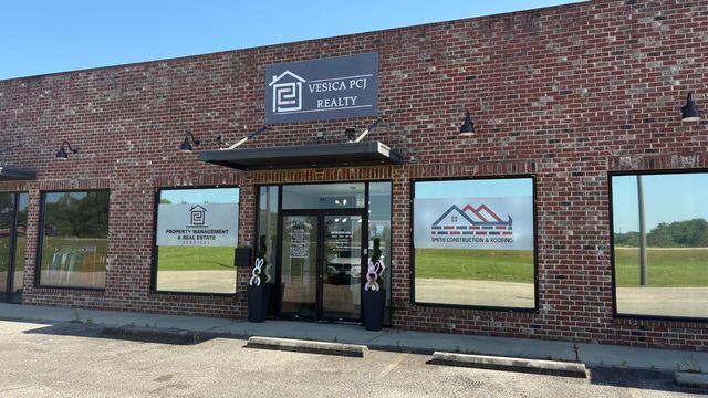 1716 Evelyn Gandy Parkway Suite 30, Hattiesburg, MS 39401