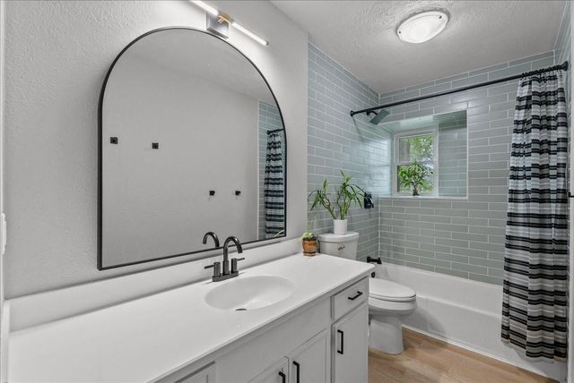 1403 Seagate Lane, Houston, TX 77062