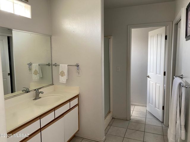 920 W Mariposa Hills Drive, Nogales, AZ 85621