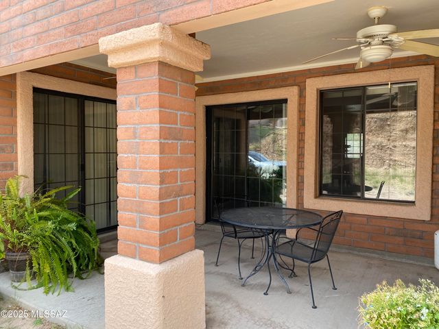 920 W Mariposa Hills Drive, Nogales, AZ 85621