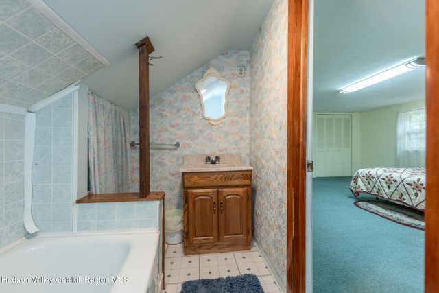 138 Harding Avenue, Kingston, NY 12401