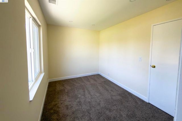 43387 E Lindenwood St, Fremont, CA 94538