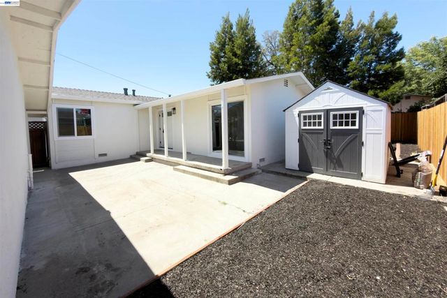 43387 E Lindenwood St, Fremont, CA 94538