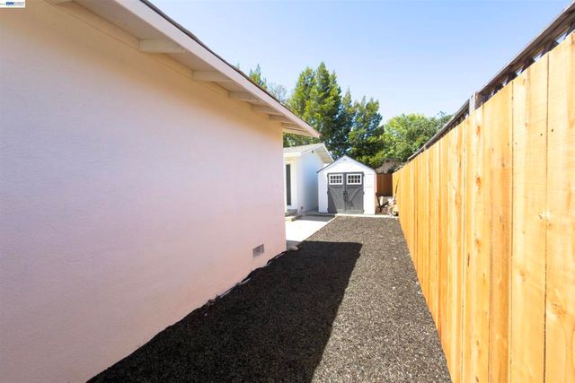 43387 E Lindenwood St, Fremont, CA 94538