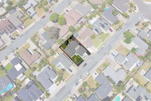43387 E Lindenwood St, Fremont, CA 94538