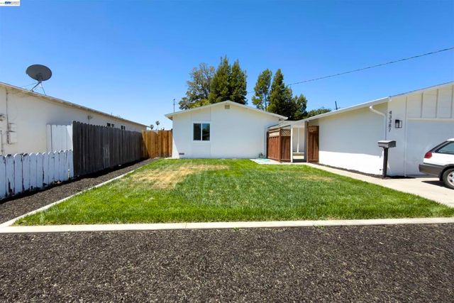 43387 E Lindenwood St, Fremont, CA 94538