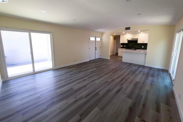 43387 E Lindenwood St, Fremont, CA 94538