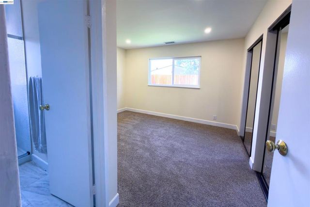 43387 E Lindenwood St, Fremont, CA 94538
