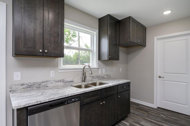 6012 Emmy Lynn Lane, Crestview, FL 32539