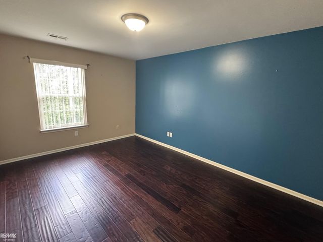 45705 Cagney Drive, Macomb, MI 48044