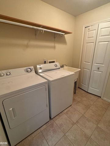 45705 Cagney Drive, Macomb, MI 48044