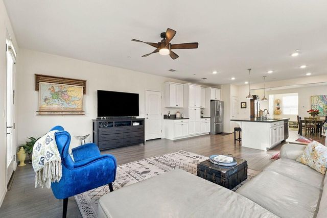 3231 Correll Way, Rancho Cordova, CA 95670