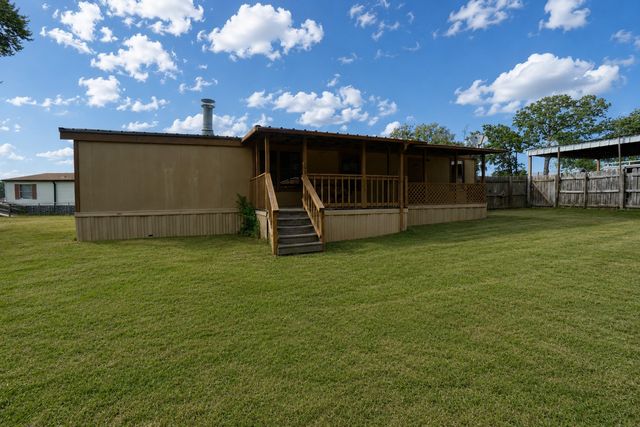 174 Lynn Creek Circle, Mabank, TX 75156