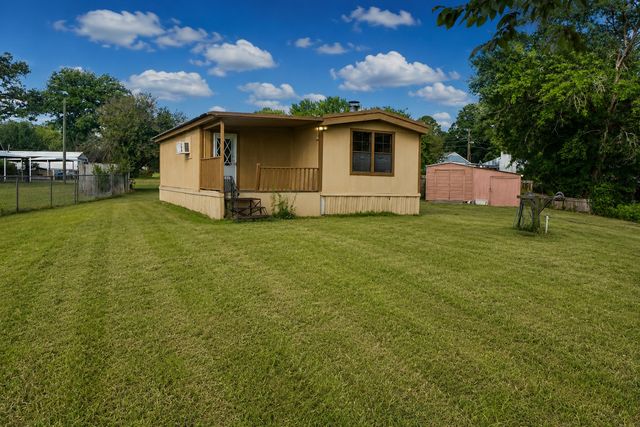 174 Lynn Creek Circle, Mabank, TX 75156