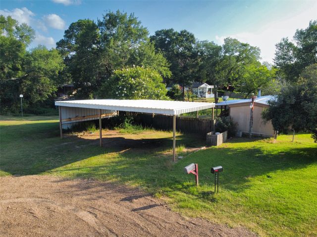 174 Lynn Creek Circle, Mabank, TX 75156