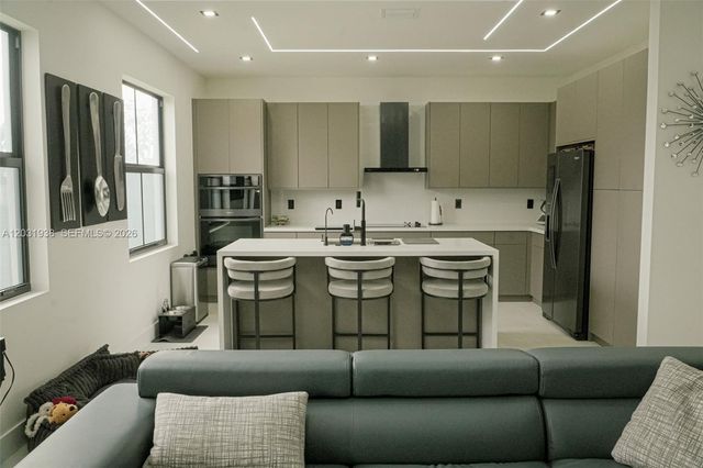 14405 SW 13th Terrace, Miami, FL 33184