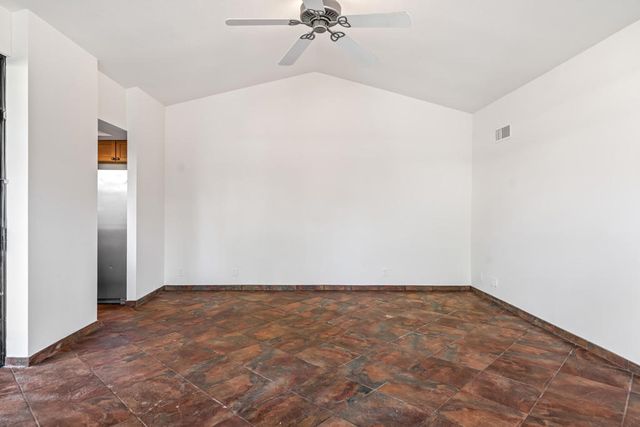 2501 N Indian Canyon Drive 631, Palm Springs, CA 92262