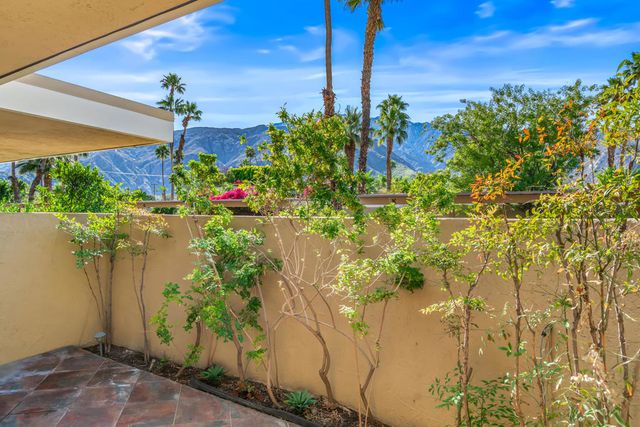 2501 N Indian Canyon Drive 631, Palm Springs, CA 92262