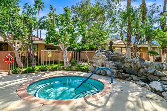 2501 N Indian Canyon Drive 631, Palm Springs, CA 92262