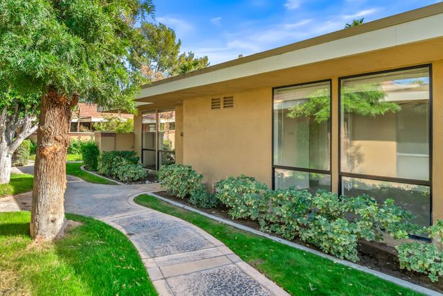 2501 N Indian Canyon Drive 631, Palm Springs, CA 92262