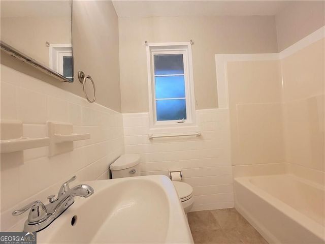 1321 Stillwood Drive NE Unit B, Atlanta, GA 30306