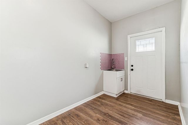 1225 LYNN AVENUE, Clearwater, FL 33755