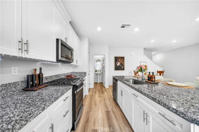 40500 Birchfield Drive, Temecula, CA 92591
