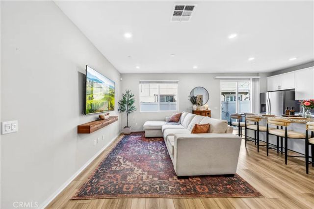 40500 Birchfield Drive, Temecula, CA 92591