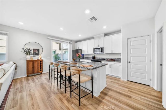 40500 Birchfield Drive, Temecula, CA 92591