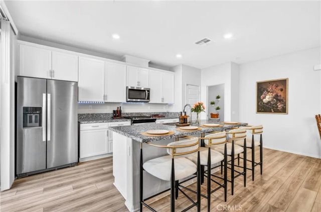 40500 Birchfield Drive, Temecula, CA 92591