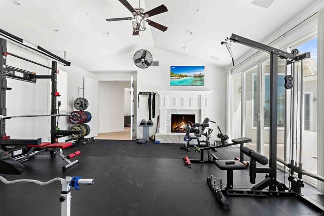 2370 Dos Lomas, Fallbrook, CA 92028
