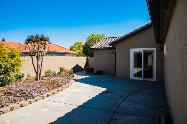 3 West Loop, Madera, CA 93637