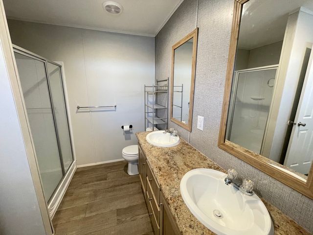 900 Quail Run, Seven Points, TX 75143