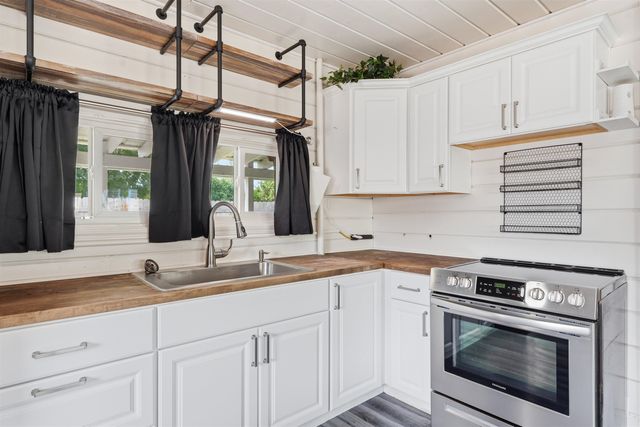 4029 N Willow Rd, Spokane, WA 99206