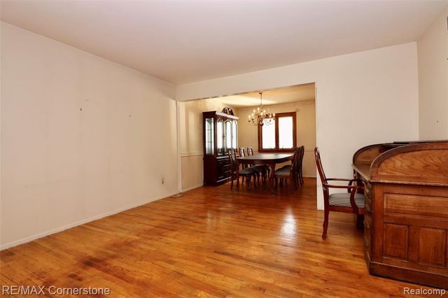 24199 Colonial Drive, Woodhaven, MI 48183