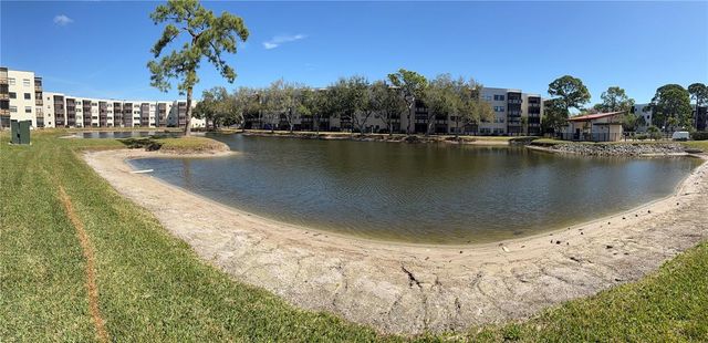 6070 80TH STREET N 105, St Petersburg, FL 33709