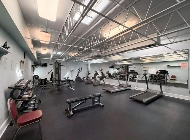 6070 80TH STREET N 105, St Petersburg, FL 33709