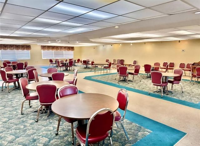 6070 80TH STREET N 105, St Petersburg, FL 33709