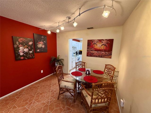 6070 80TH STREET N 105, St Petersburg, FL 33709