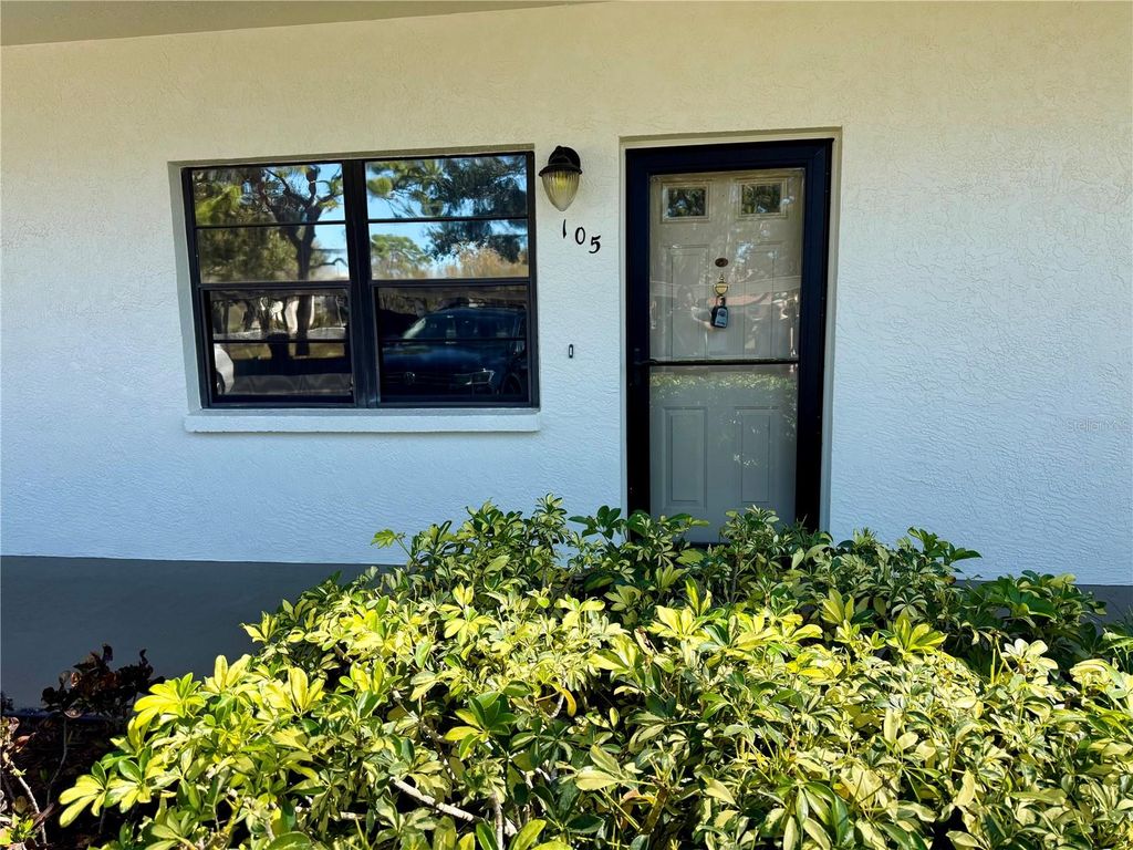 6070 80TH STREET N 105, St Petersburg, FL 33709