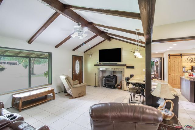 10759 S US Hwy 59, Marshall, TX 75670