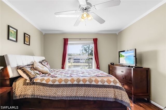 186 Pebble Shores DR 201, Naples, FL 34110