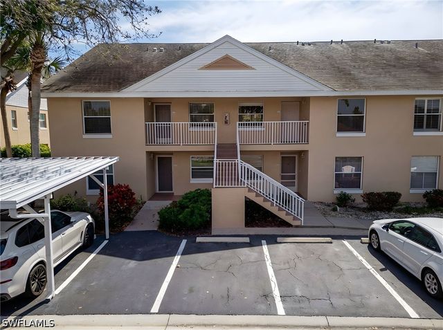 186 Pebble Shores DR 201, Naples, FL 34110