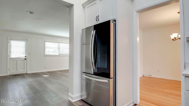 2706 Lime Kiln Ln, Louisville, KY 40222