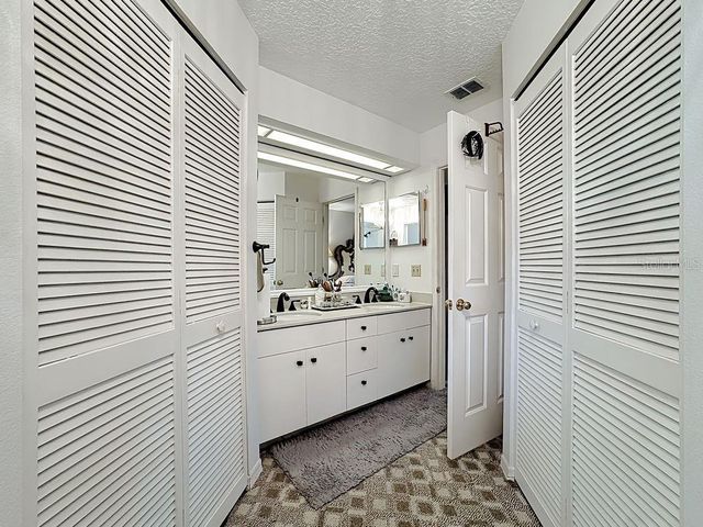 36528 EAGLE DRIVE, Grand Island, FL 32735