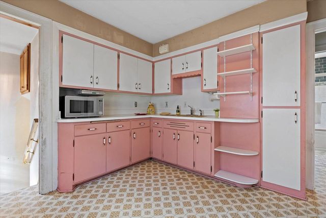 3353 S Indiana AVENUE, Milwaukee, WI 53207