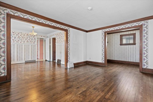 3353 S Indiana AVENUE, Milwaukee, WI 53207