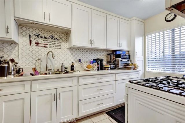 12021 S Figueroa, Los Angeles, CA 90061