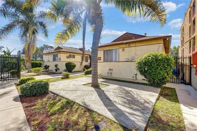 12021 S Figueroa, Los Angeles, CA 90061
